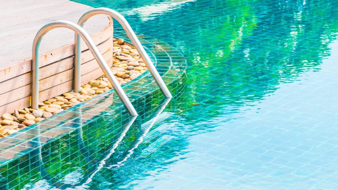 💡¿Merece la pena automatizar tu piscina? Todo sobre las piscinas inteligentes